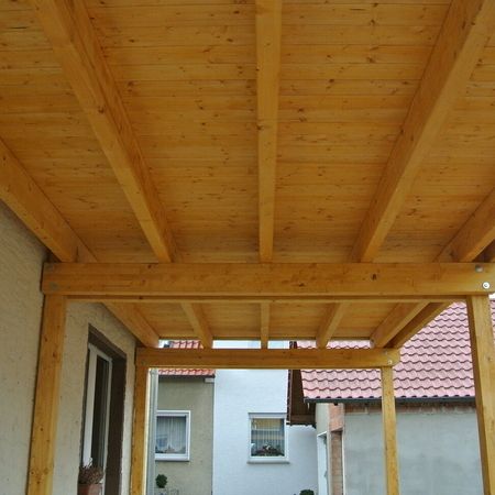 Holzbalkon